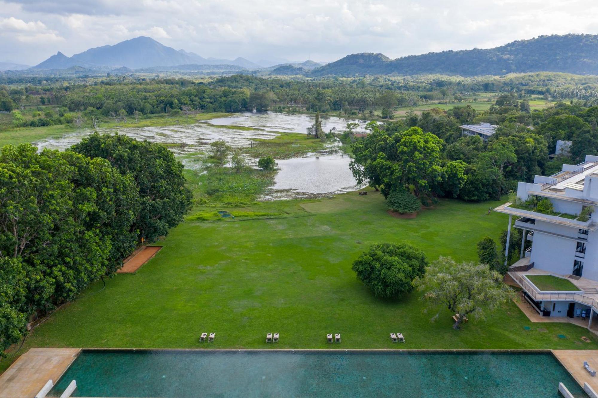 Jetwing Lake Dambulla Exterior foto
